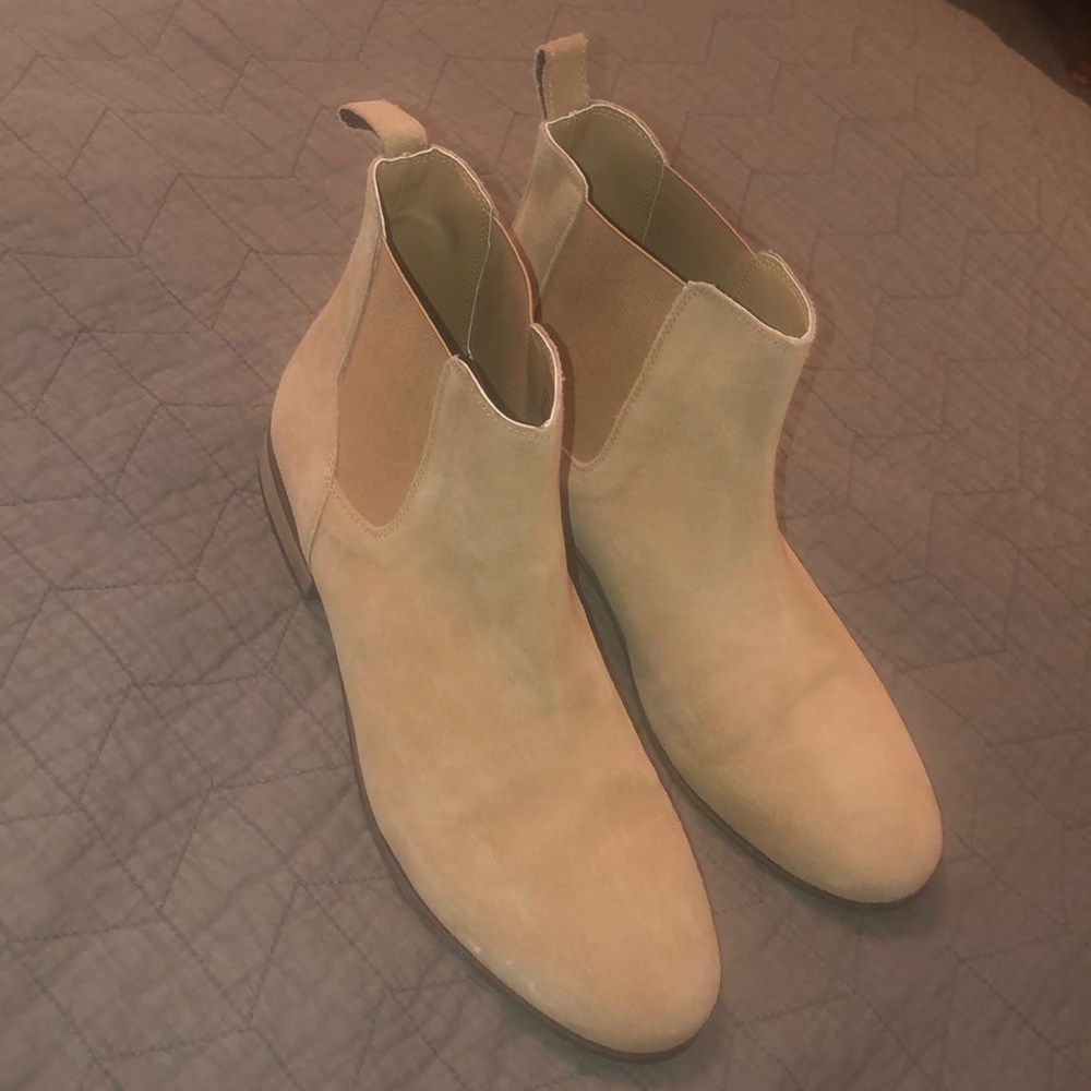Men’s Tan Chelsea Boots